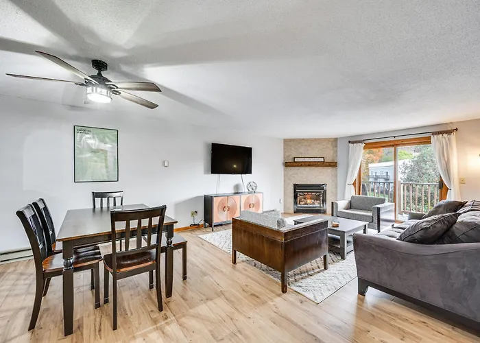 Lincoln Apartment With Balcony 2 Mi To Loon Mtn!